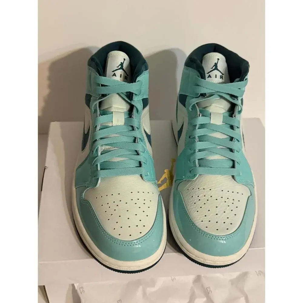 Jordan 1 Mid SE Chenille Bleached Turquoise Teal Aqua Womens 9.5 NWT Box - Picture 3 of 12